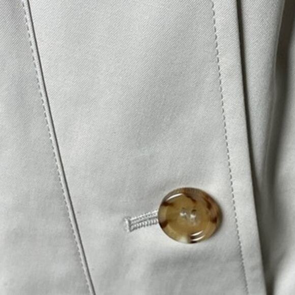 Burberry Classic Beige Trench Coat NWT US4 $2350 - Picture 4 of 11